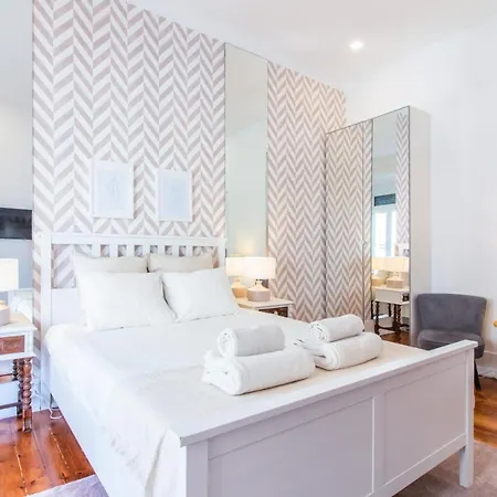 Liberdade - 7 Bedroom Апартаменты