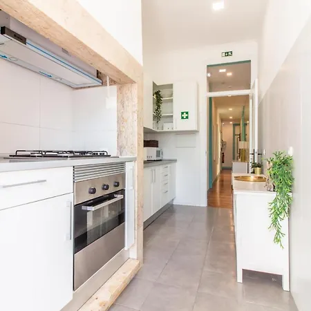 아파트 Liberdade - 7 Bedroom 리스본