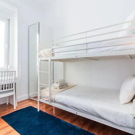 Liberdade - 7 Bedroom Апартаменты Лиссабон