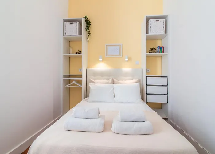 Liberdade - 7 Bedroom Διαμέρισμα