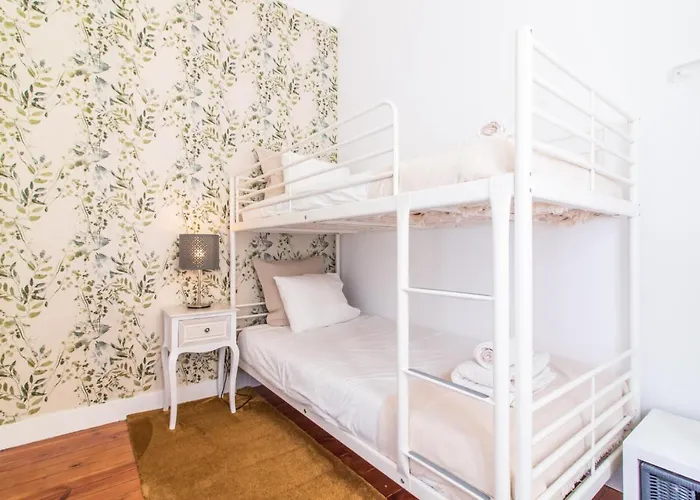 Liberdade - 7 Bedroom Διαμέρισμα