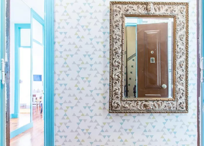 Liberdade - 7 Bedroom アパート *