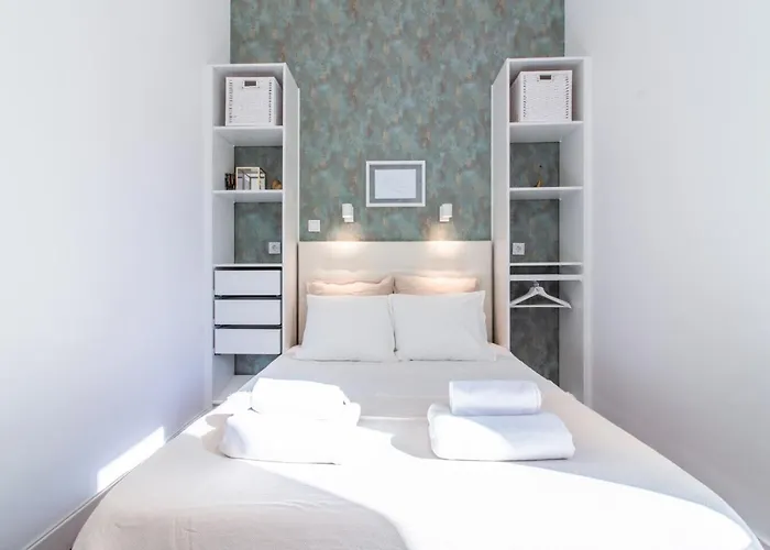 Liberdade - 7 Bedroom *